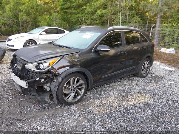 2017 KIA NIRO TOURING