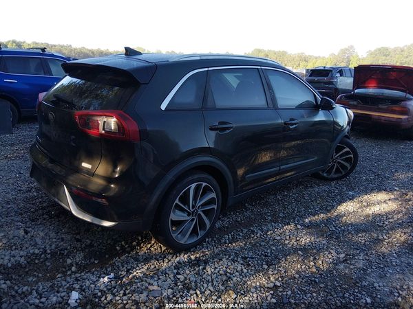 2017 KIA NIRO TOURING