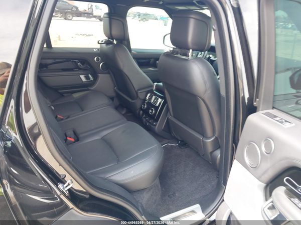2020 LAND ROVER RANGE ROVER P525 HSE
