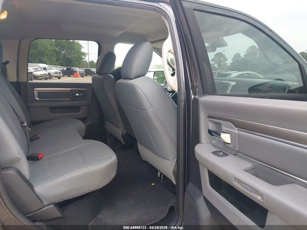 2018 RAM 1500 SLT  4X2 5'7 BOX