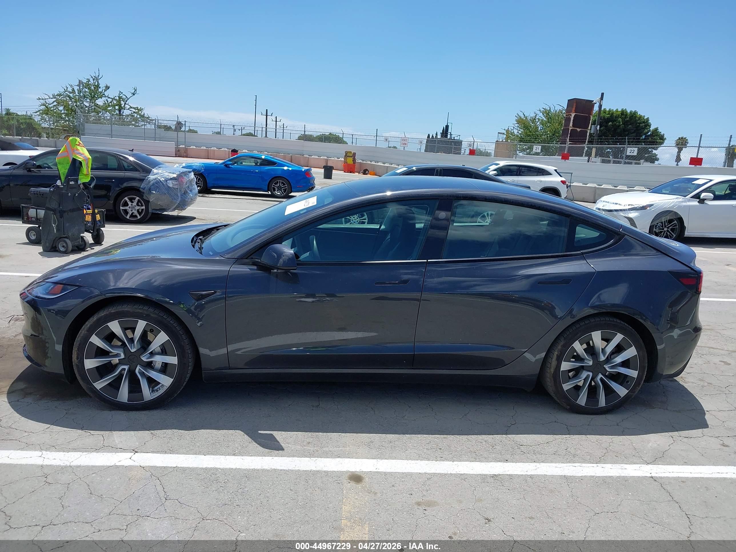 2024 TESLA MODEL 3
