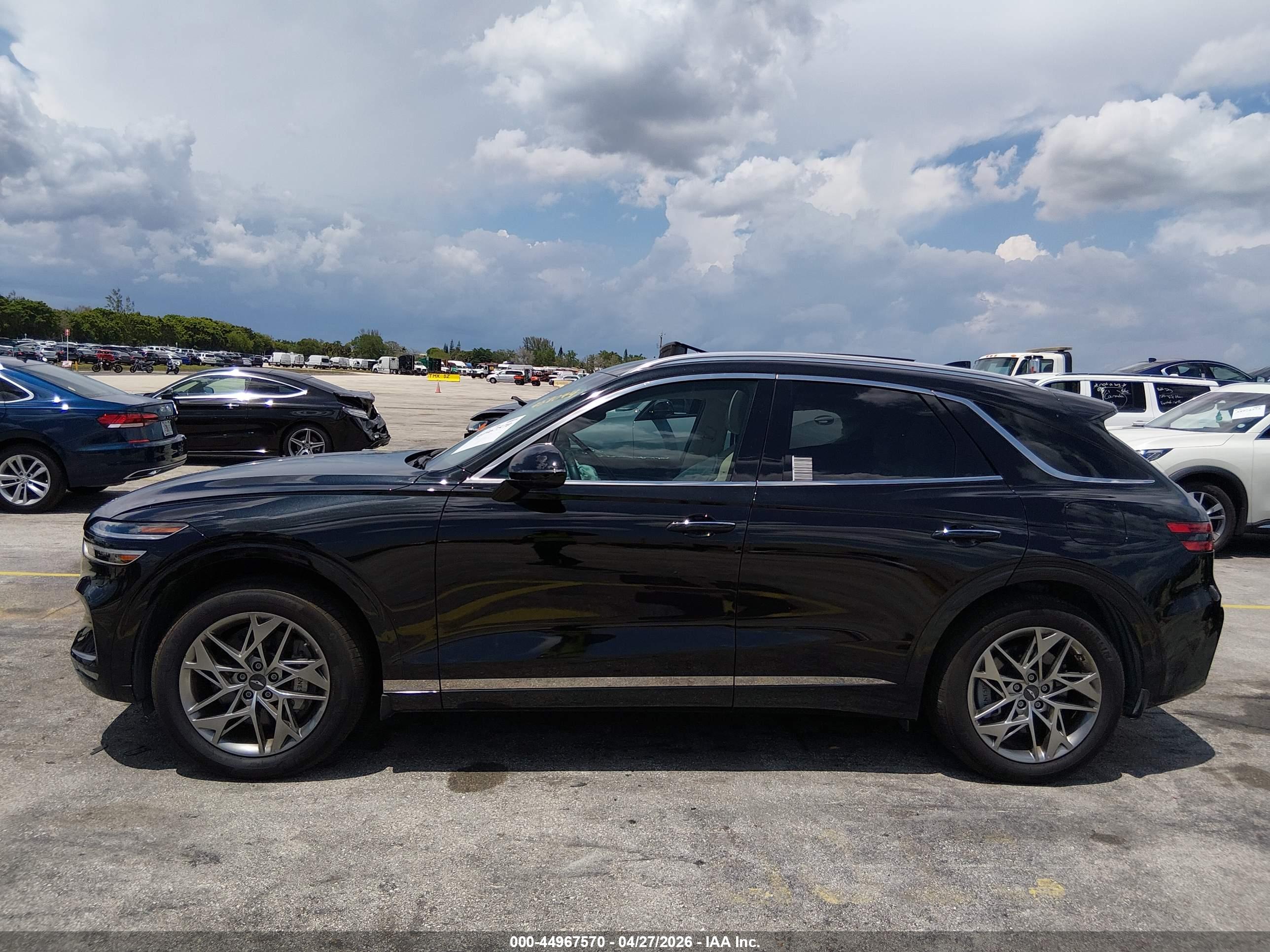 2025 GENESIS GV70 2.5T AWD