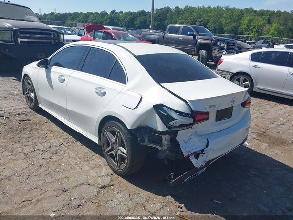 2019 MERCEDES-BENZ A 220 A220