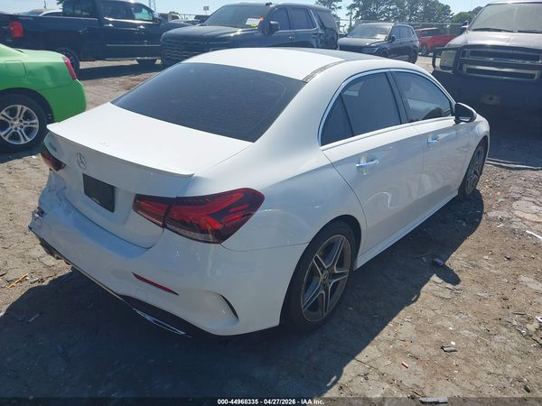 2019 MERCEDES-BENZ A 220 A220