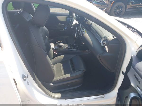 2019 MERCEDES-BENZ A 220 A220