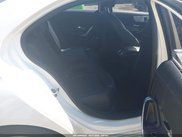 2019 MERCEDES-BENZ A 220 A220