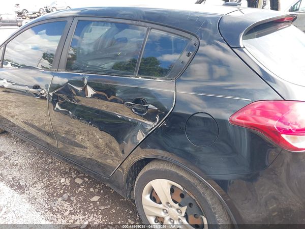2016 KIA FORTE LX