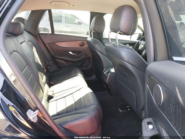 2016 MERCEDES-BENZ GLC 300 GLC300