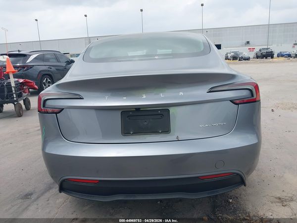2025 TESLA MODEL 3