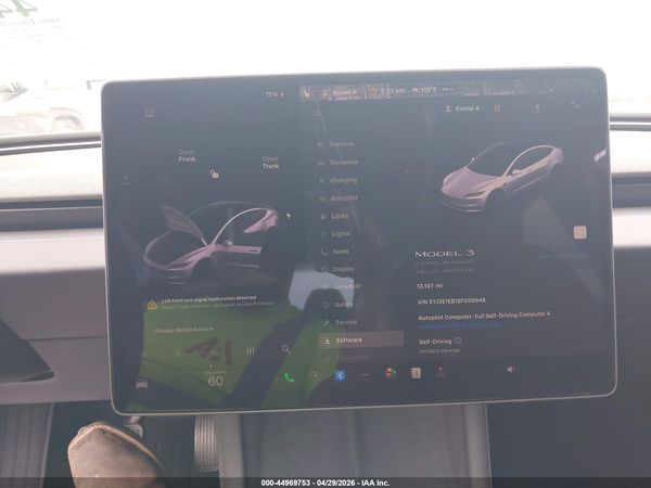 2025 TESLA MODEL 3