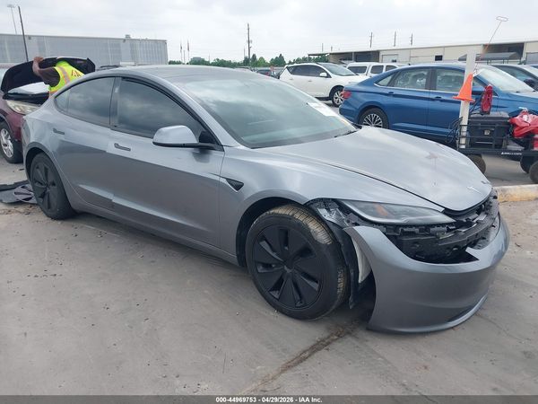 2025 TESLA MODEL 3