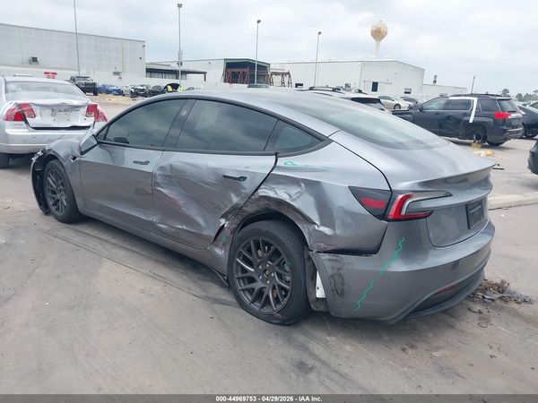 2025 TESLA MODEL 3
