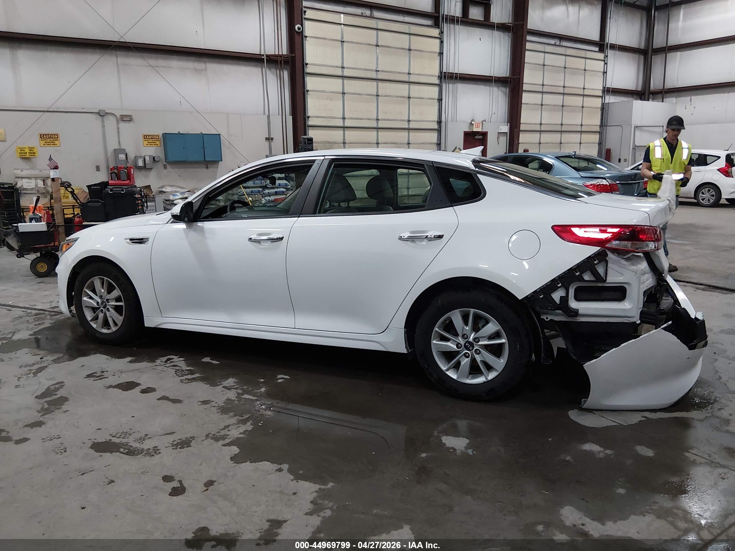 2018 KIA OPTIMA LX