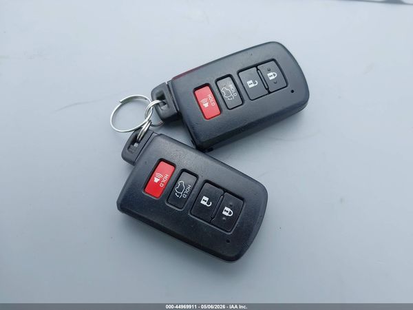 2017 TOYOTA RAV4 HYBRID LIMITED