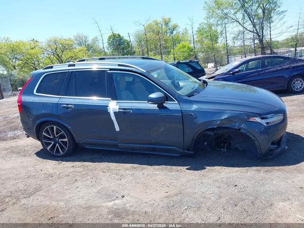 2018 VOLVO XC90 T6 MOMENTUM