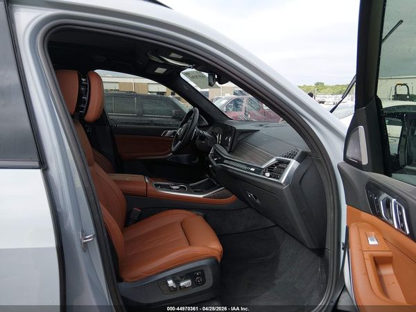 2025 BMW X7 M60I