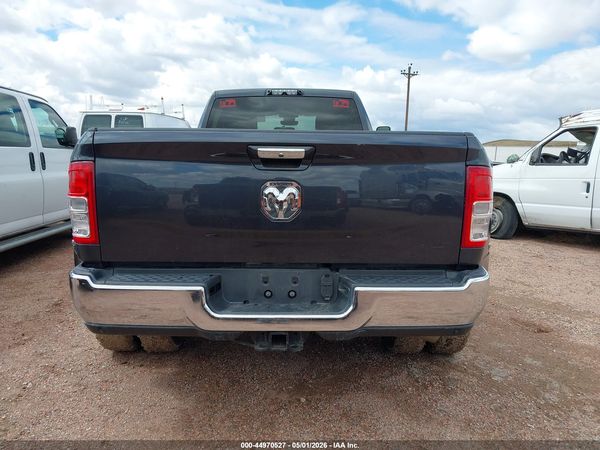 2019 RAM 3500 BIG HORN  4X4 8' BOX