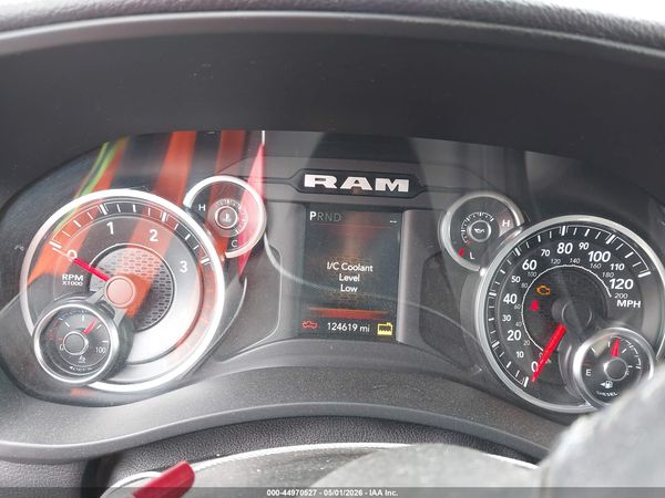2019 RAM 3500 BIG HORN  4X4 8' BOX
