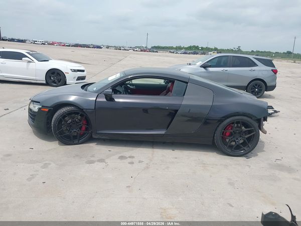 2015 AUDI R8 4.2