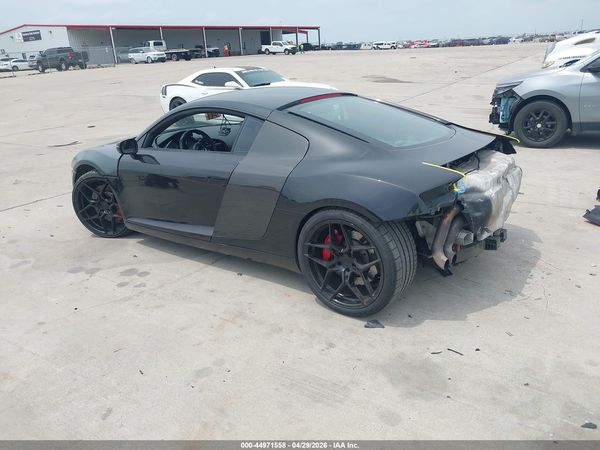 2015 AUDI R8 4.2