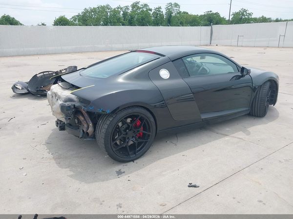 2015 AUDI R8 4.2