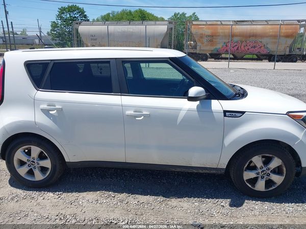 2019 KIA SOUL Base