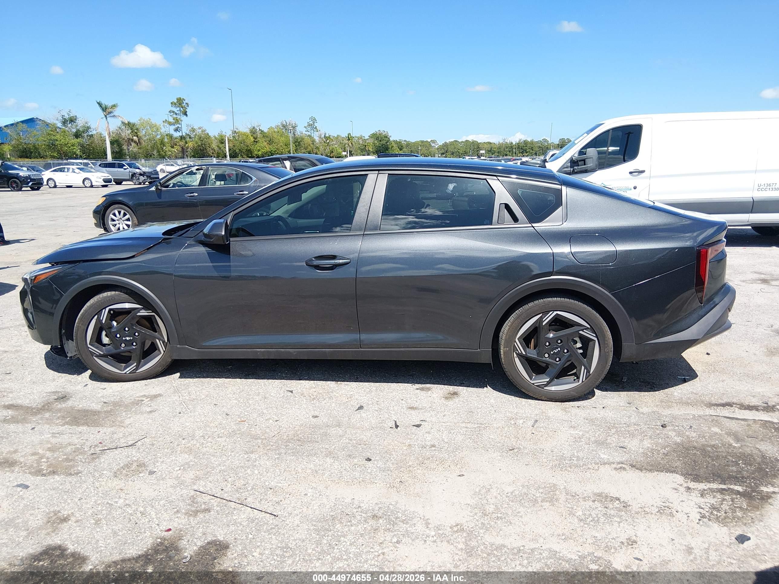 2025 KIA K4 EX