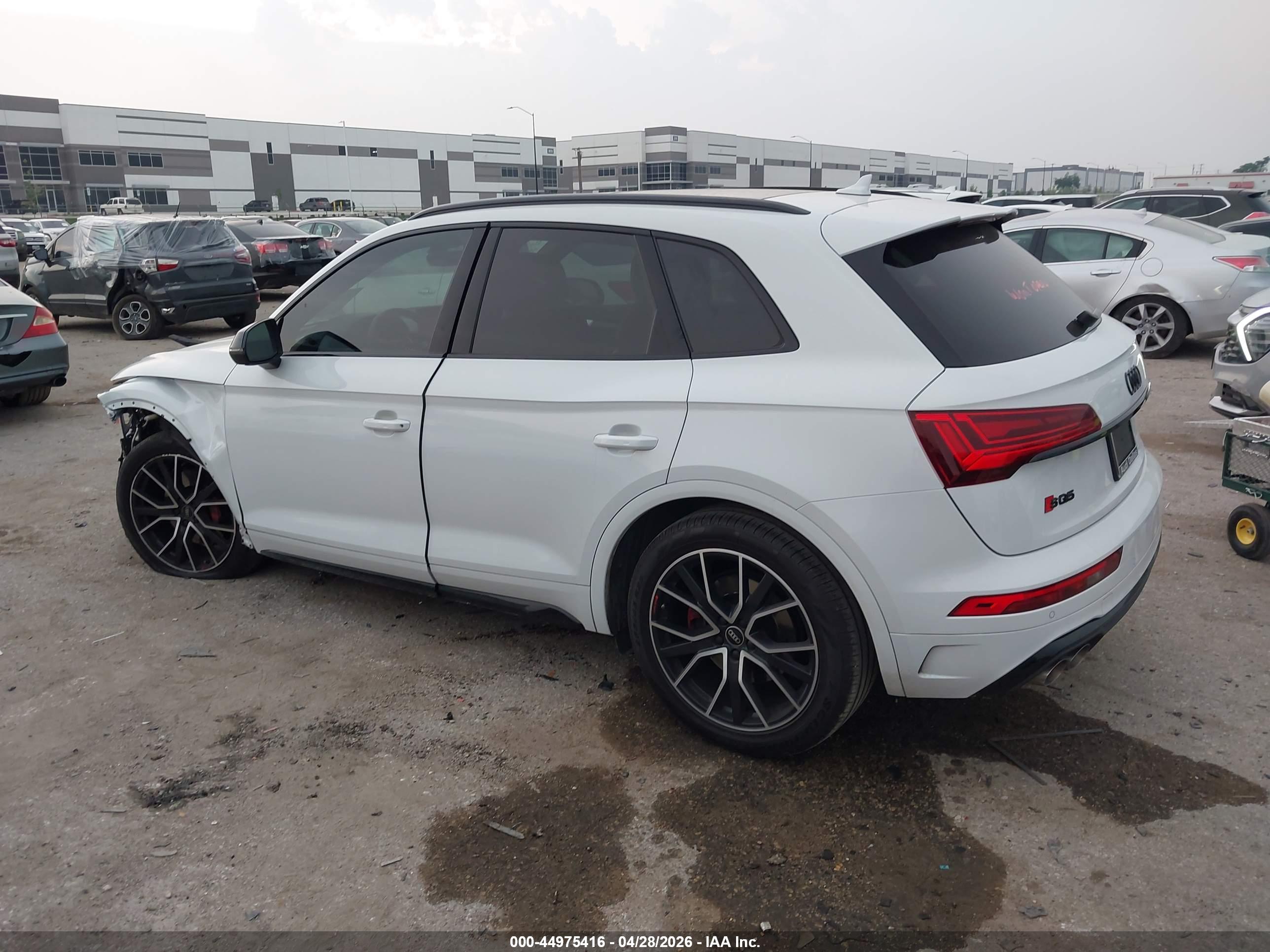 2022 AUDI SQ5