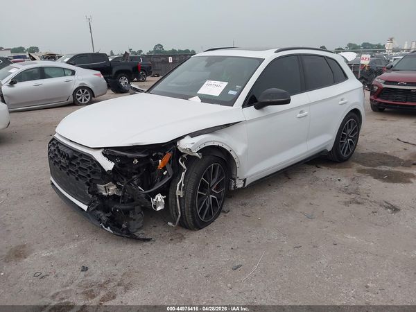 2022 AUDI SQ5