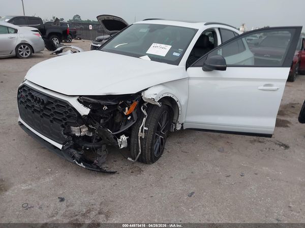 2022 AUDI SQ5