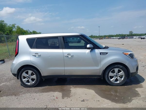 2017 KIA SOUL Base