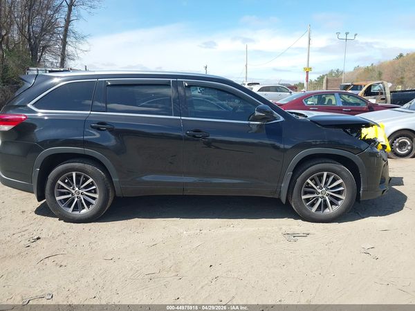 2018 TOYOTA HIGHLANDER XLE