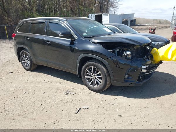2018 TOYOTA HIGHLANDER XLE
