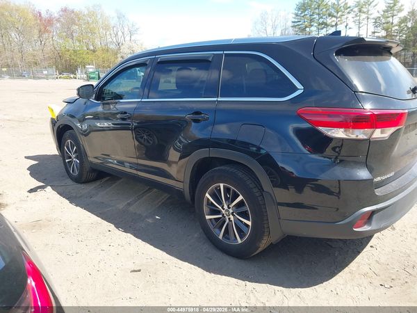 2018 TOYOTA HIGHLANDER XLE