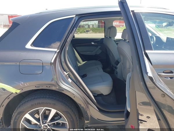 2021 AUDI Q5