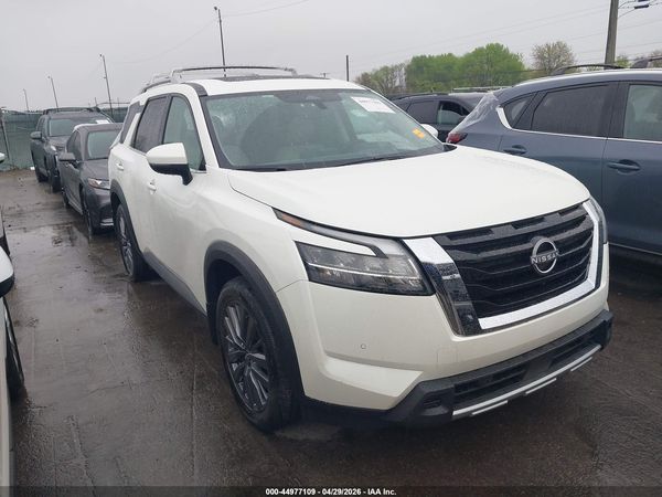 2024 NISSAN PATHFINDER SL 4WD — I1