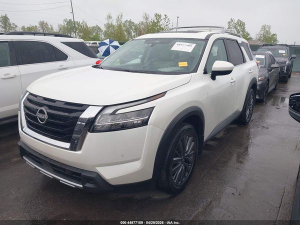 2024 NISSAN PATHFINDER SL 4WD — I2