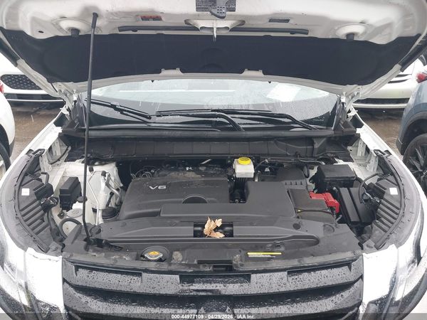 2024 NISSAN PATHFINDER SL 4WD — I10