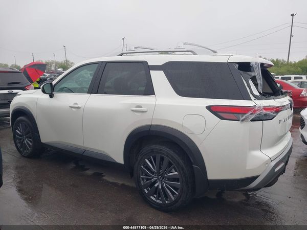 2024 NISSAN PATHFINDER SL 4WD — I117