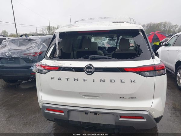 2024 NISSAN PATHFINDER SL 4WD — I119