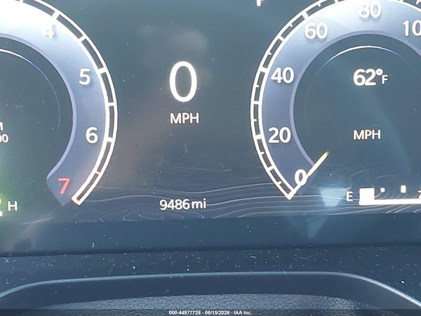 2025 JEEP GRAND CHEROKEE LAREDO X 4X4