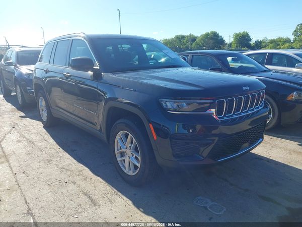 2025 JEEP GRAND CHEROKEE LAREDO X 4X4