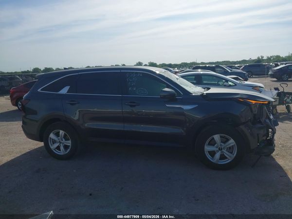 2024 KIA SORENTO LX