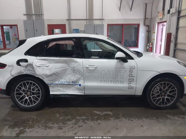2017 PORSCHE MACAN S