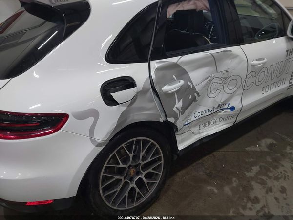2017 PORSCHE MACAN S