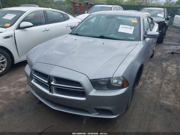 2014 DODGE CHARGER SE