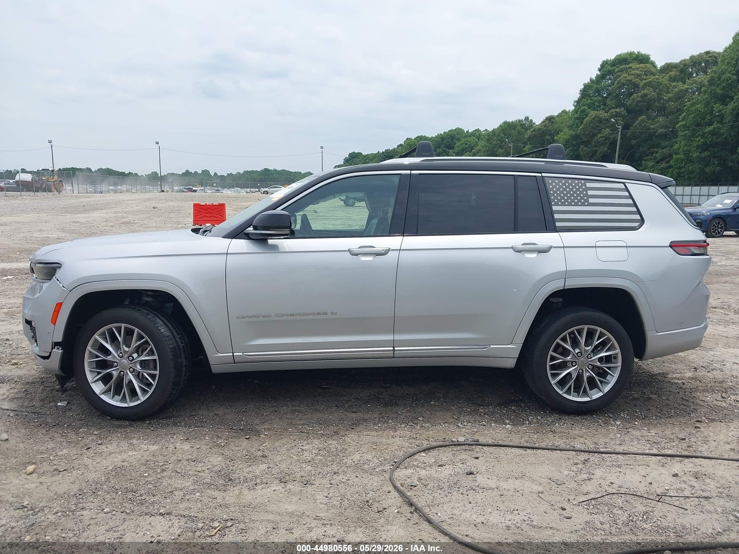 2022 JEEP GRAND CHEROKEE L SUMMIT 4X2