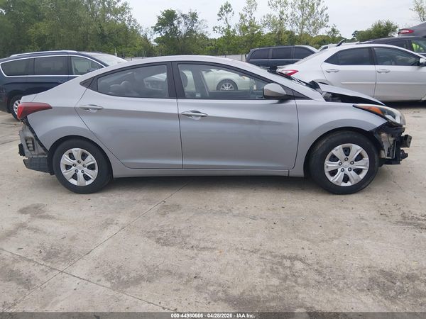 2016 HYUNDAI ELANTRA