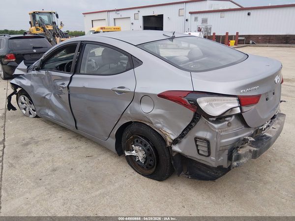 2016 HYUNDAI ELANTRA