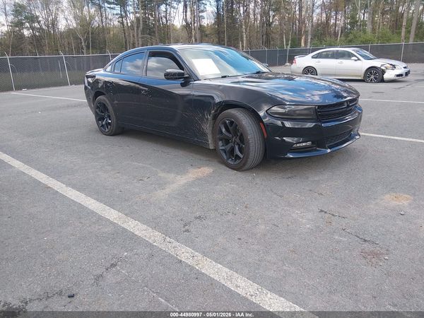 2015 DODGE CHARGER SXT